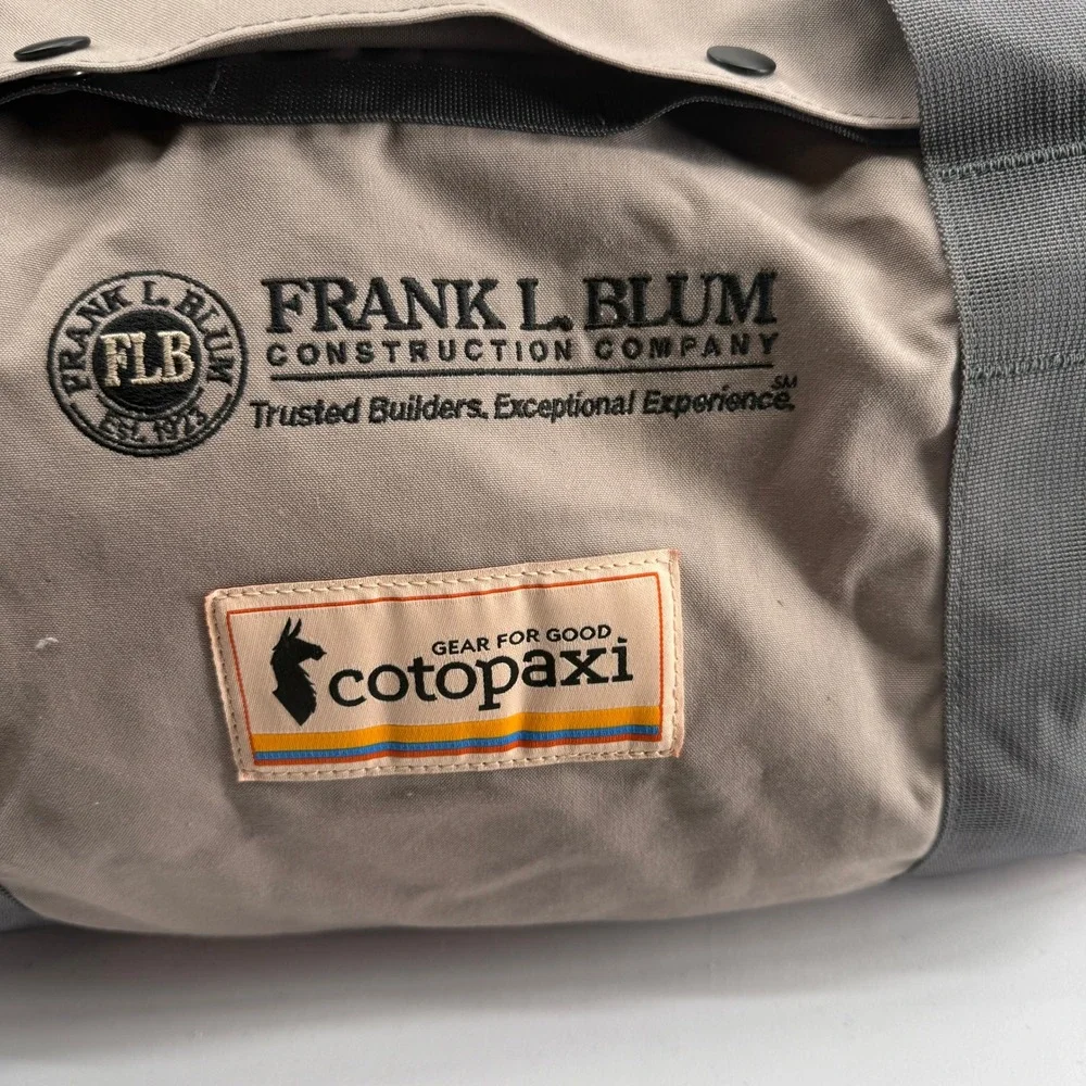 Cotopaxi Duffel Bag Unisex Tan Canvas Backpack Straps Travel Luggage